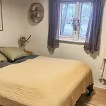 8 Person In Aakirkeby Nyaraló *
