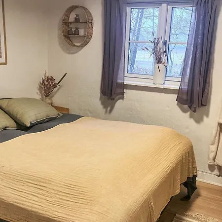 8 Person In Aakirkeby Prázdninový dům *