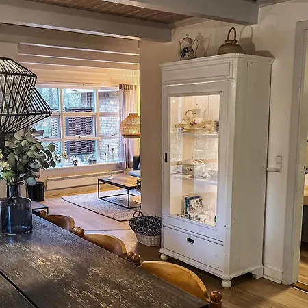 8 Person In Aakirkeby Vester Somarken